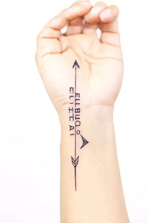 fine line tattoo of sagittarius arrow with the words "en theos" integrated, minimalist style, wrist placement tattoo design idea