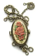 locket with chain links tattoo design idea